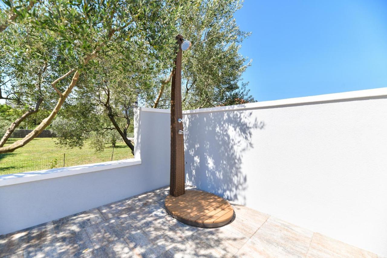 Pool House Luka Apartment Zadar Exterior foto